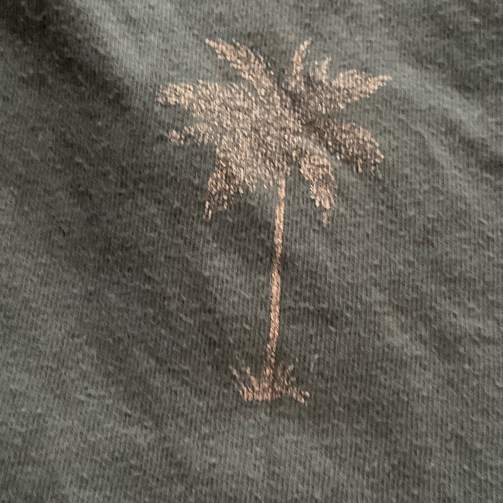 🌺Tropical Pattern Kids Tee🌴 - Picture 2 of 3